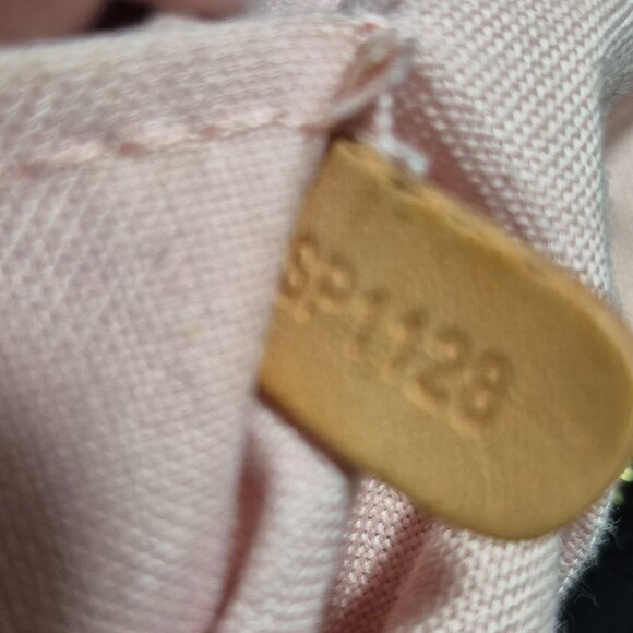 LOUISE vuitton  bag - Picture 6 of 7